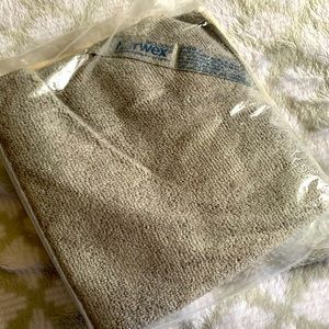 Norwex gray wash cloths